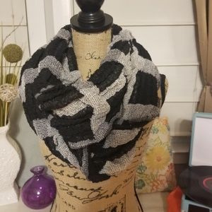 **3 for $10**  💖Scarf